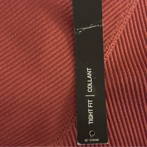 Nike NWT Women's Mauve Long Sleeve Athletic Crop Top - Picture 5 of 9